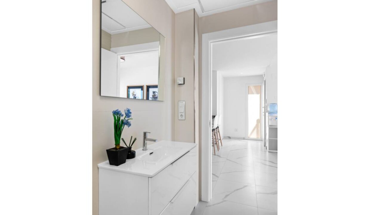 524558_62523157423_16ae6589-3c6a-477e-849d-825686f6379b